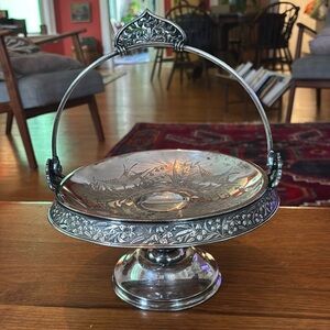 Simpson Hall Miller and Co silver bride’s basket centerpiece. Quadruple plated.
